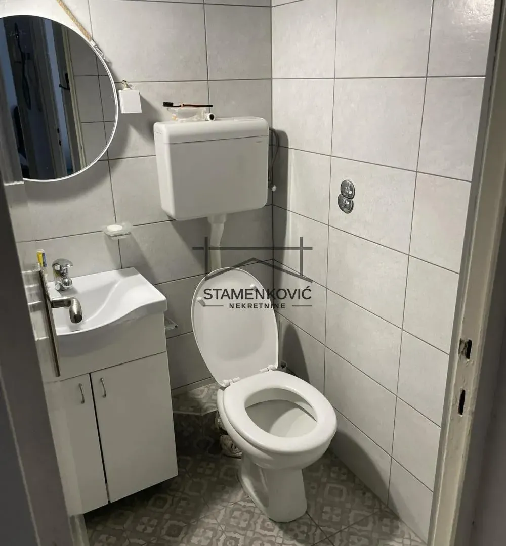 Izdavanje, dvosoban stan, 39m², Liman 3, Novi Sad Sve Podlokacije