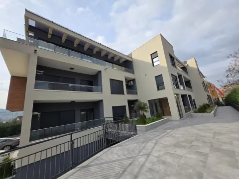 Prodaja, jednosoban stan, 42m², Donja Gorica, Podgorica - image 5