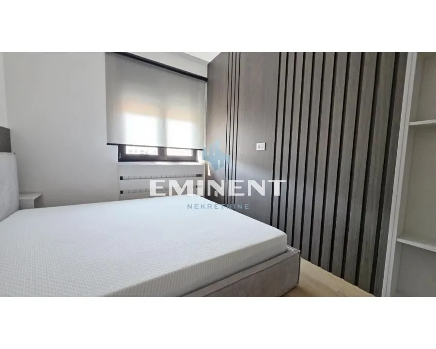 Rent, three bedroom apartment, 80m², Savski Venac, Beograd