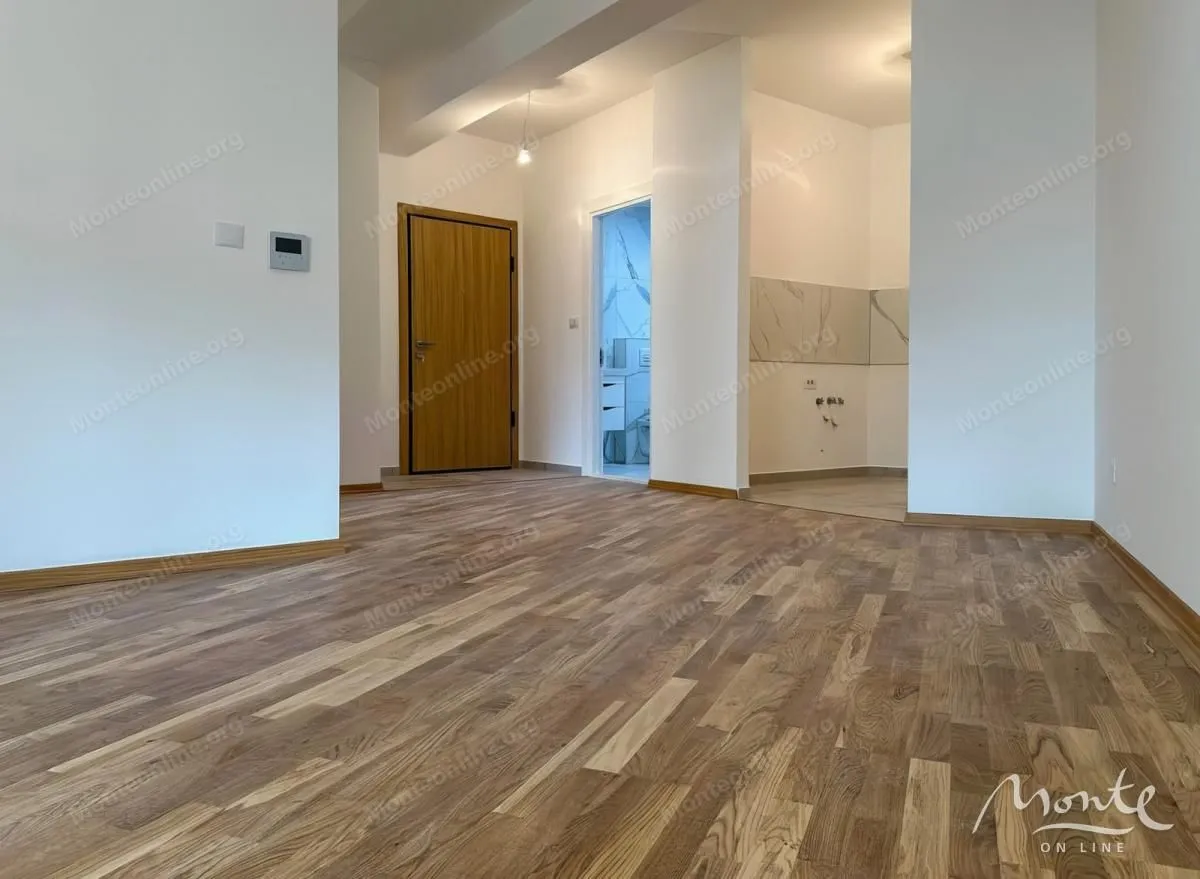 Prodaja, jednosoban stan, 58m², Zagorič, Podgorica