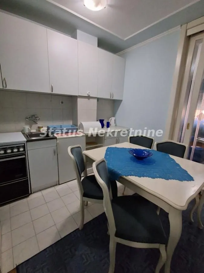Rent, one bedroom apartment, 30m², Bulevar Oslobodjenja, Novi Sad Sve Podlokacije