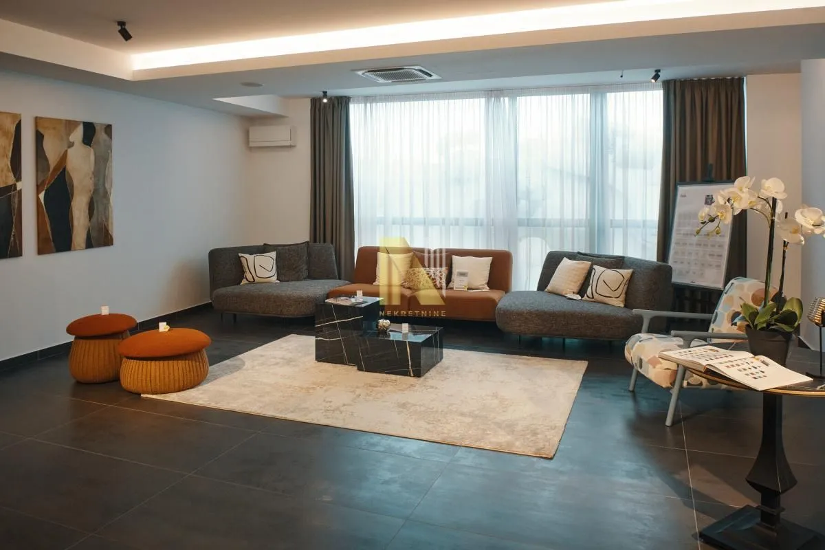 Rent, office space, 443m², Bulevar Evrope, Novi Sad Sve Podlokacije
