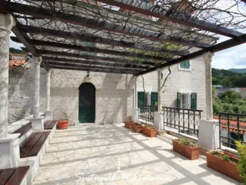 Sale, five bedroom apartment, 230m², Meljine, Herceg Novi - image 11