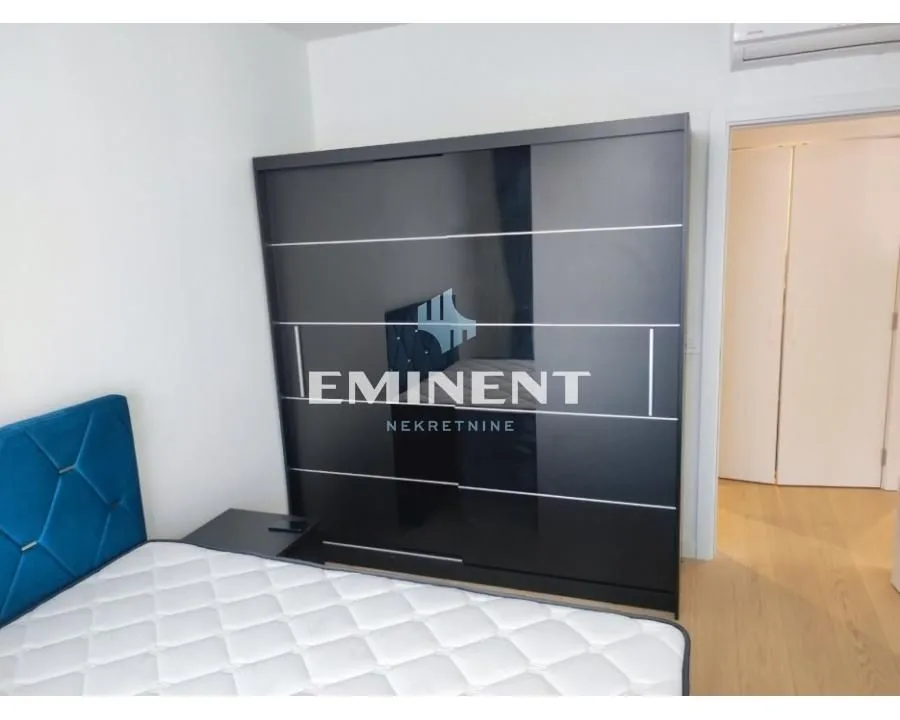 Rent, two bedroom apartment, 56m², Savski Venac, Beograd