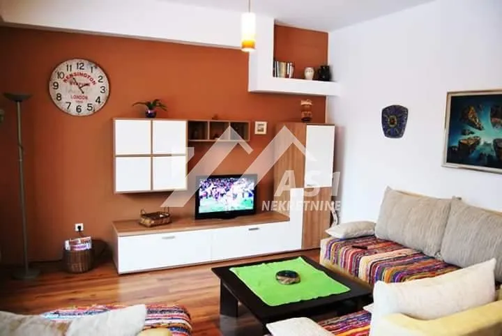 Rent, house, 125m², Avijatičarsko naselje, Novi Sad Sve Podlokacije