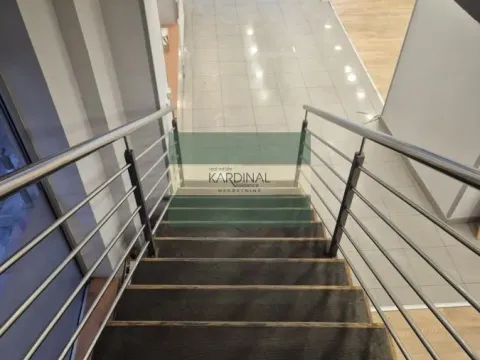 Rent, office space, 326m², Centar, Jagodina - image 47