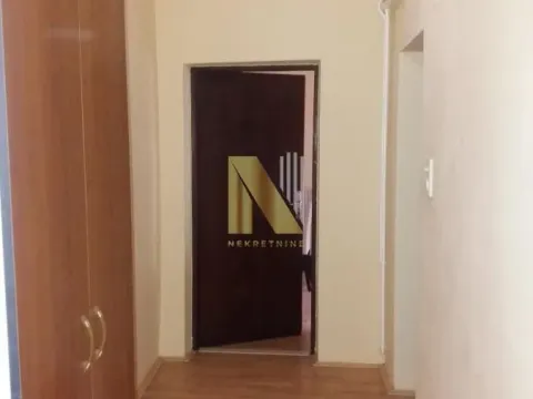 Izdavanje, jednosoban stan, 32m², Centar, Novi Sad - image 5