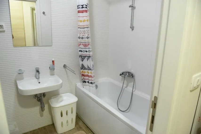 Rent, one bedroom apartment, 40m², Pobrežje, Podgorica