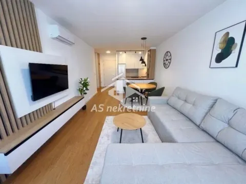 Rent, three bedroom apartment, 75m², Čukarica, Beograd - image 2
