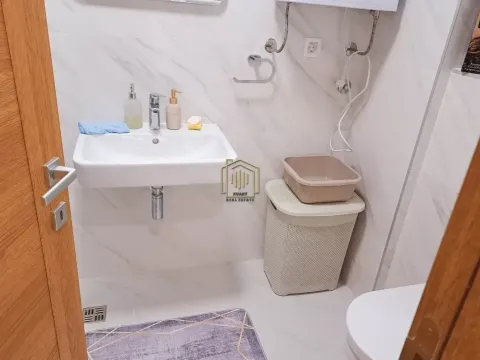 Izdavanje, jednosoban stan, 48m², Podgorica, Crna Gora - image 4