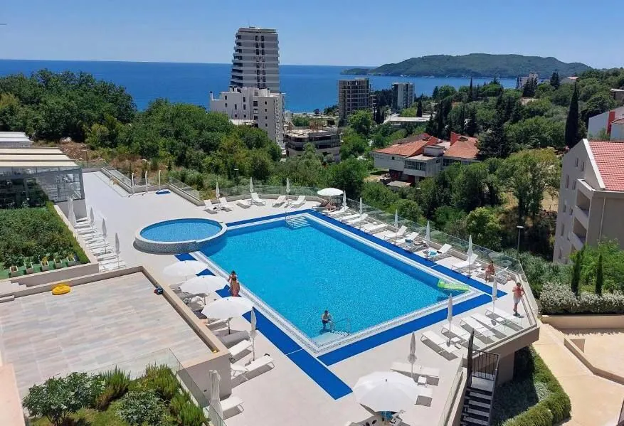 Prodaja, dvosoban stan, 71m², Bečići, Budva