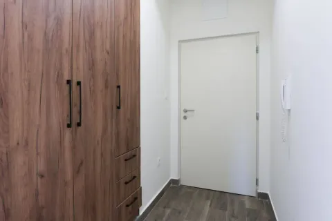 Rent, one bedroom apartment, 52m², Bečići, Budva - image 6