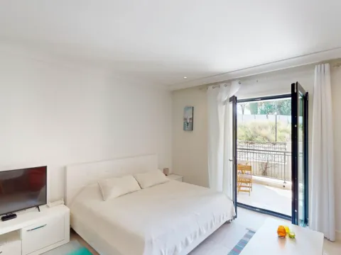 Prodaja, stan, 42m², Luštica Bay, Tivat - image 2