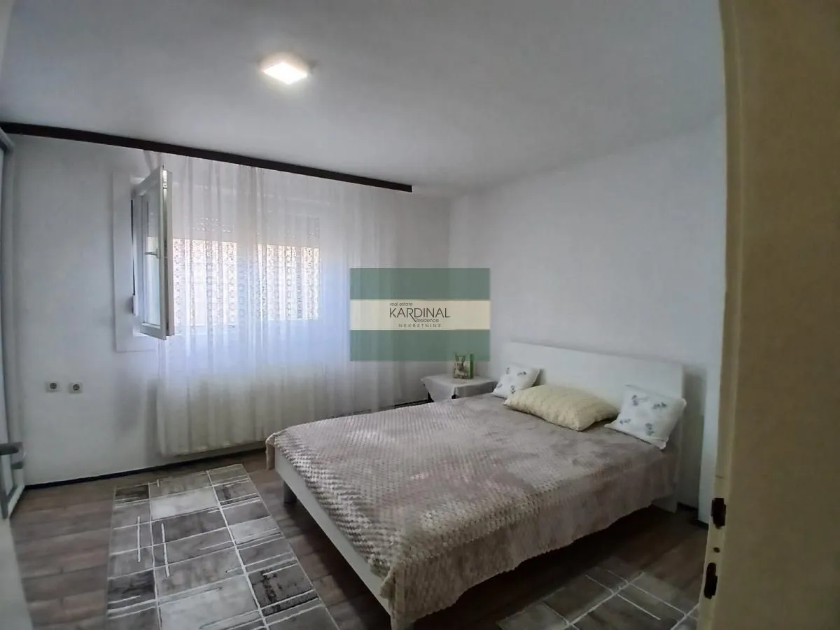 Prodaja, kuća, 226m², Tavrića obori, Jagodina