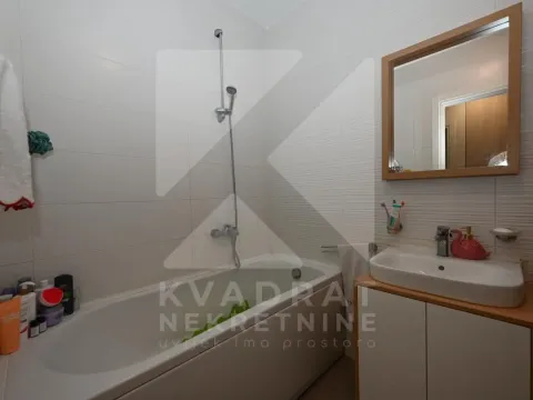 Prodaja, jednosoban stan, 39m², Stari Aerodrom, Podgorica - image 8