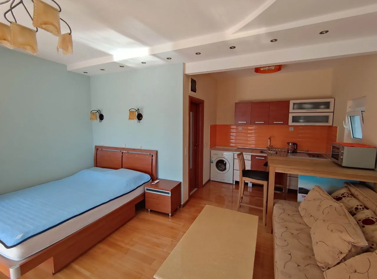 Daily-rent, studio apartment, 33m², Donja Lastva, Tivat