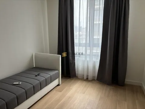 Izdavanje, trosoban stan, 89m², Savski Venac, Beograd - image 6