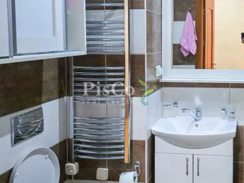 Izdavanje, jednosoban stan, 55m², Centar, Podgorica - image 5