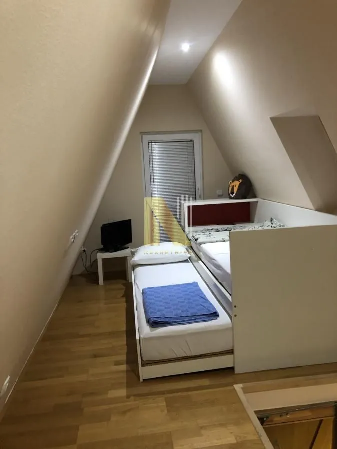Prodaja, kuća, 102m², Sremski Karlovci, Novi Sad