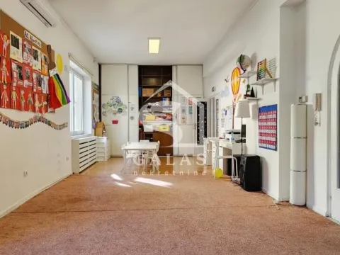 Izdavanje, kuća, 343m², Neimar, Vračar Sve Podlokacije - image 3