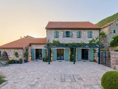 Prodaja, kuća, 293m², Gornja Lastva, Tivat - image 60