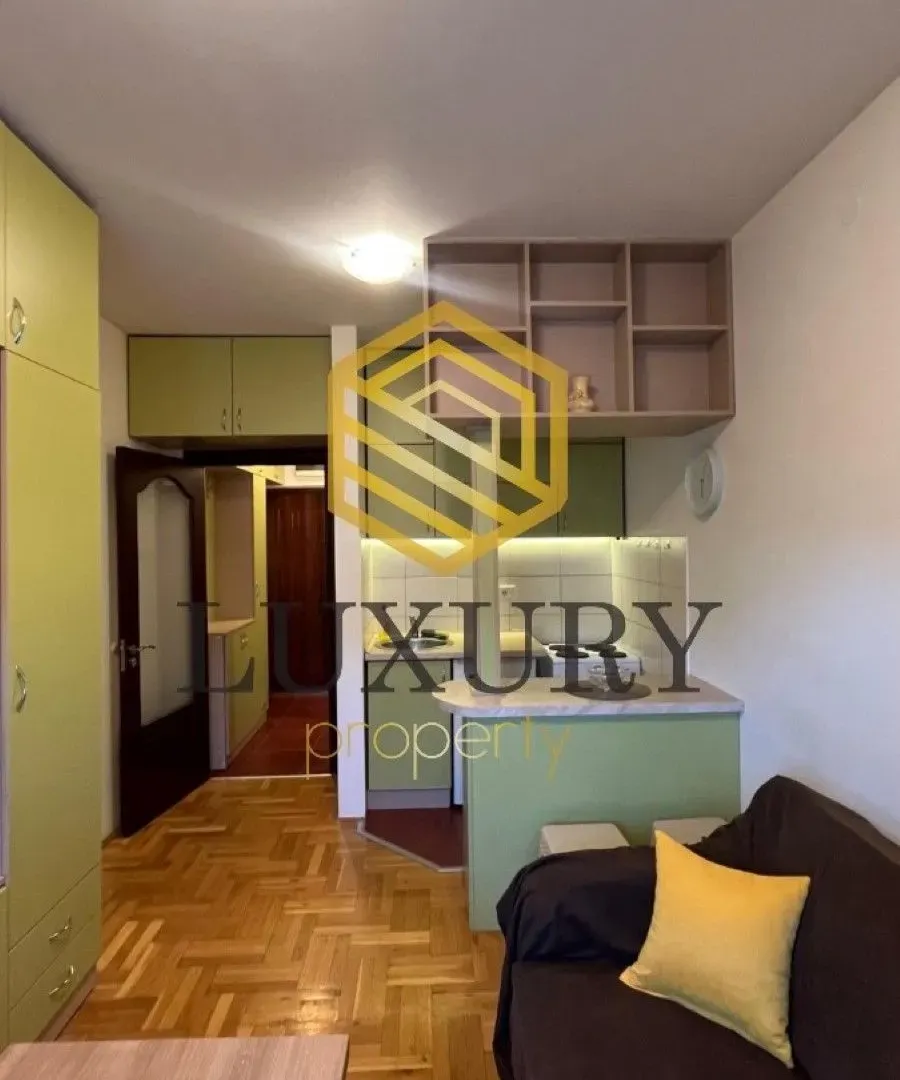 Sale, studio apartment, 19m², Krivi Most, Podgorica