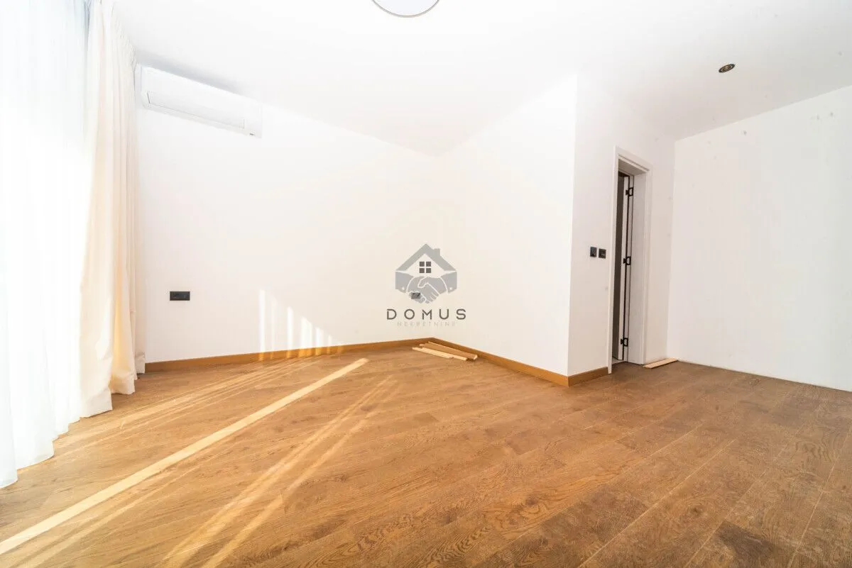 Rent, house, 225m², Gornja Gorica, Podgorica
