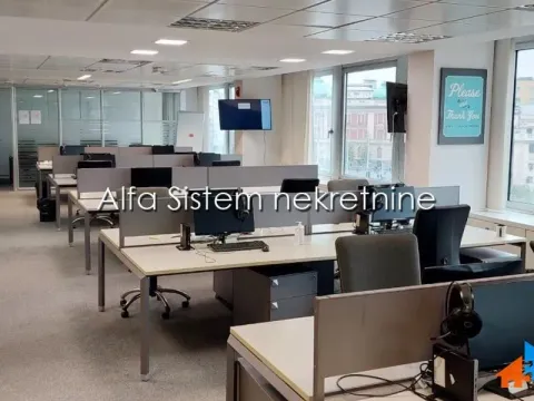 Rent, office space, 300m², Stari Grad, Beograd - image 2