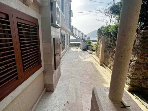 Prodaja, jednosoban stan, 57m², Tivat, Crna Gora - image 16