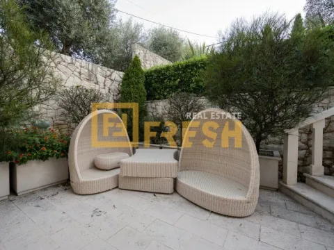 Prodaja, kuća, 300m², Tivat, Crna Gora - image 37