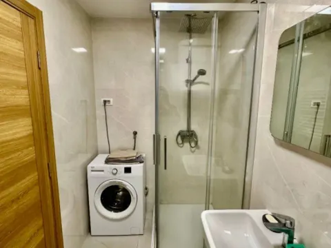 Izdavanje, jednosoban stan, 45m², City Kvart, Podgorica - image 7