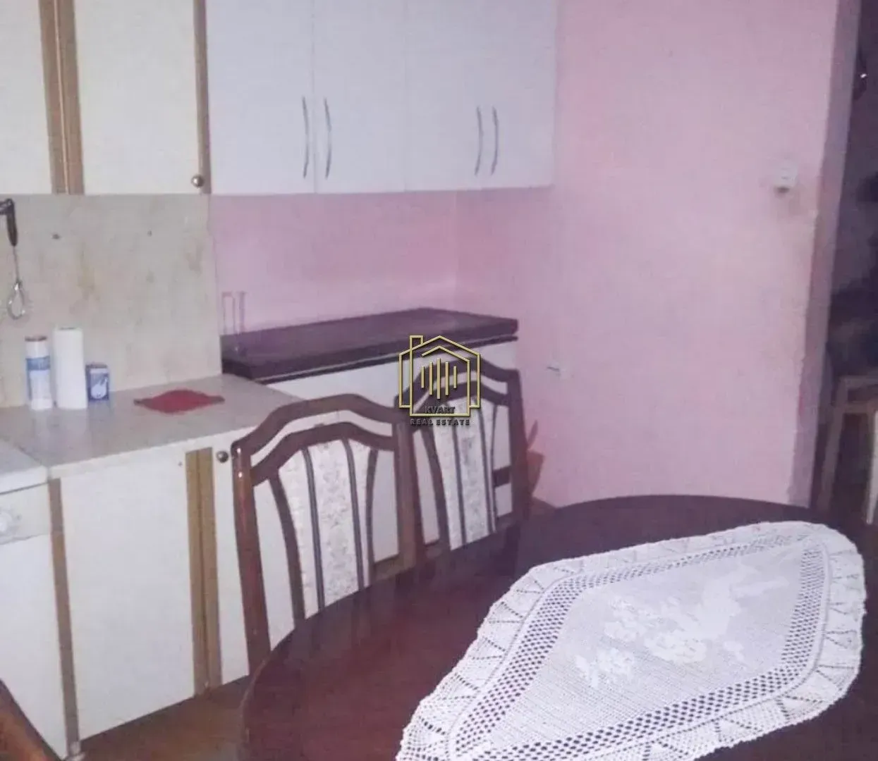 Izdavanje, trosoban stan, 120m², Zelenika, Podgorica