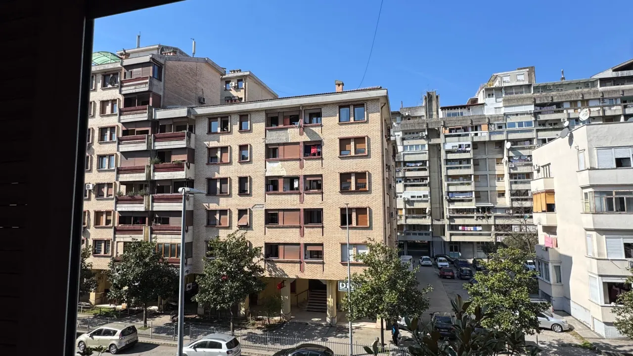 Rent, two bedroom apartment, 65m², Drač, Podgorica