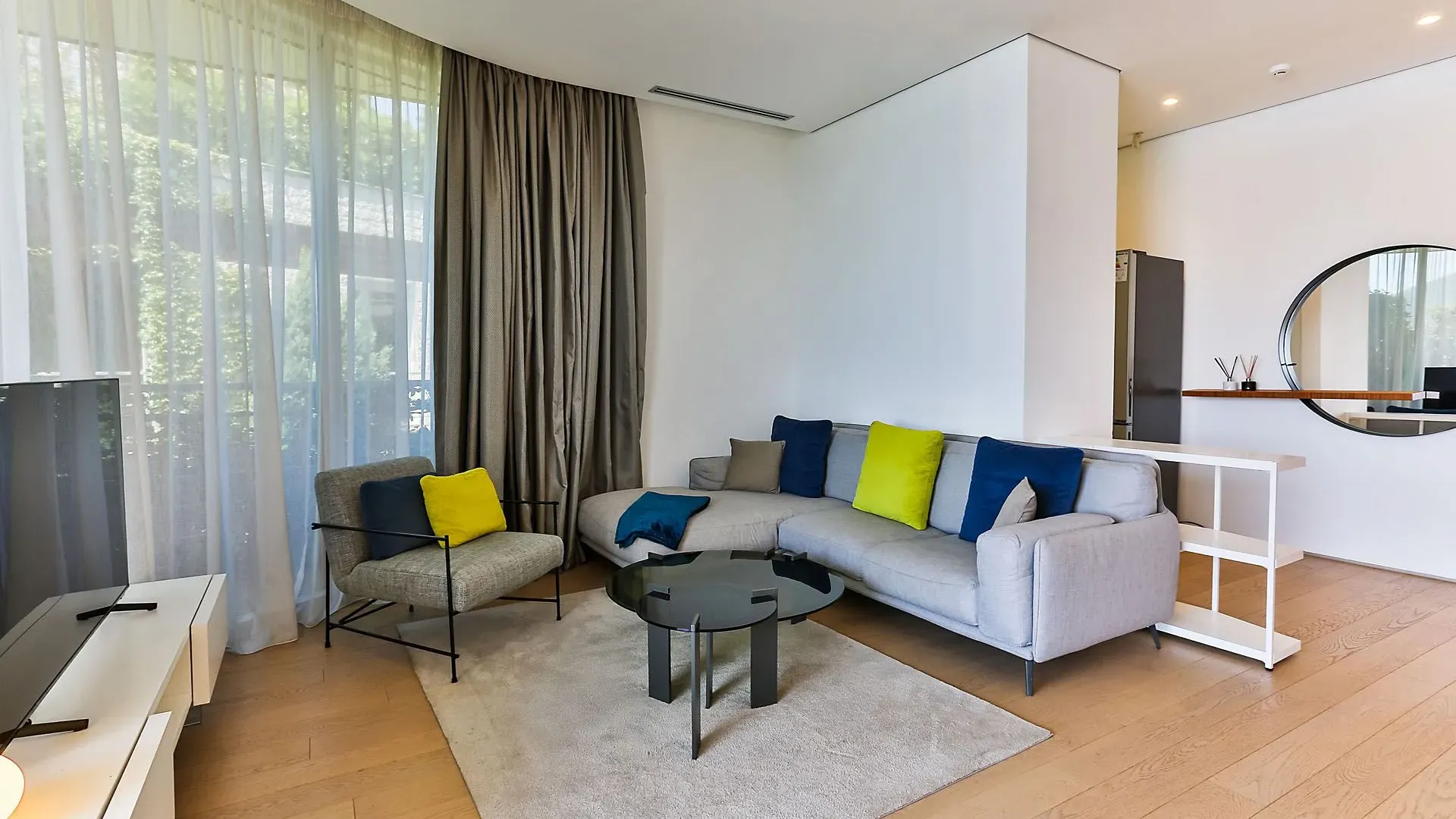 Rent, two bedroom apartment, 138m², Dukley Gardens, Budva
