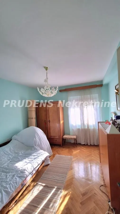 Prodaja, kuća, 333m², Grocka, Beograd