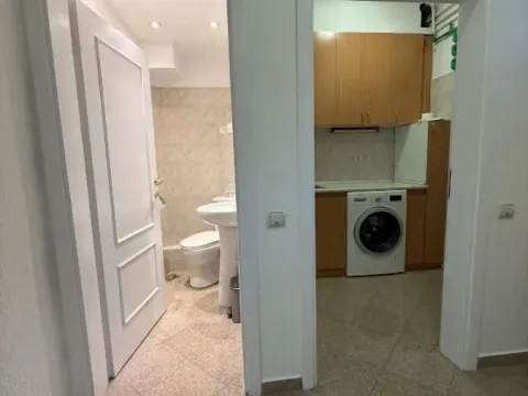 Rent, house, 312m², Voždovac Sve Podlokacije, Beograd - image 16