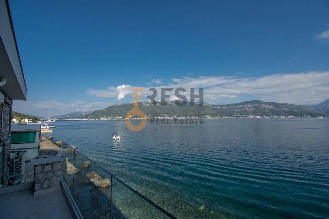 Prodaja, kuća, 300m², Tivat, Crna Gora