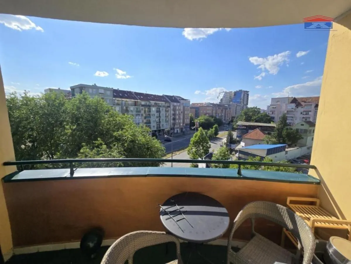 Prodaja, trosoban stan, 86m², Bulevar Evrope, Novi Sad Sve Podlokacije