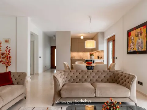Prodaja, kuća, 261m², Rijeka Reževići, Budva - image 6