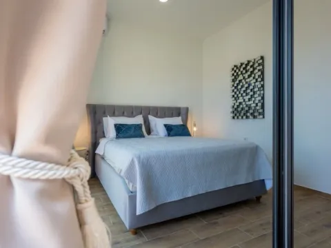 Izdavanje, jednosoban stan, 59m², Tivat, Crna Gora - image 7