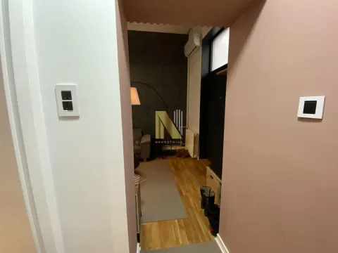 Izdavanje, dvosoban stan, 49m², Centar, Novi Sad - image 9