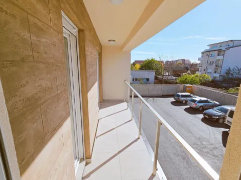 Prodaja, dvosoban stan, 63m², Batajnica, Beograd - image 8