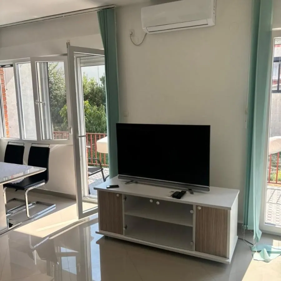 Prodaja, dvosoban stan, 85m², Šušanj, Bar