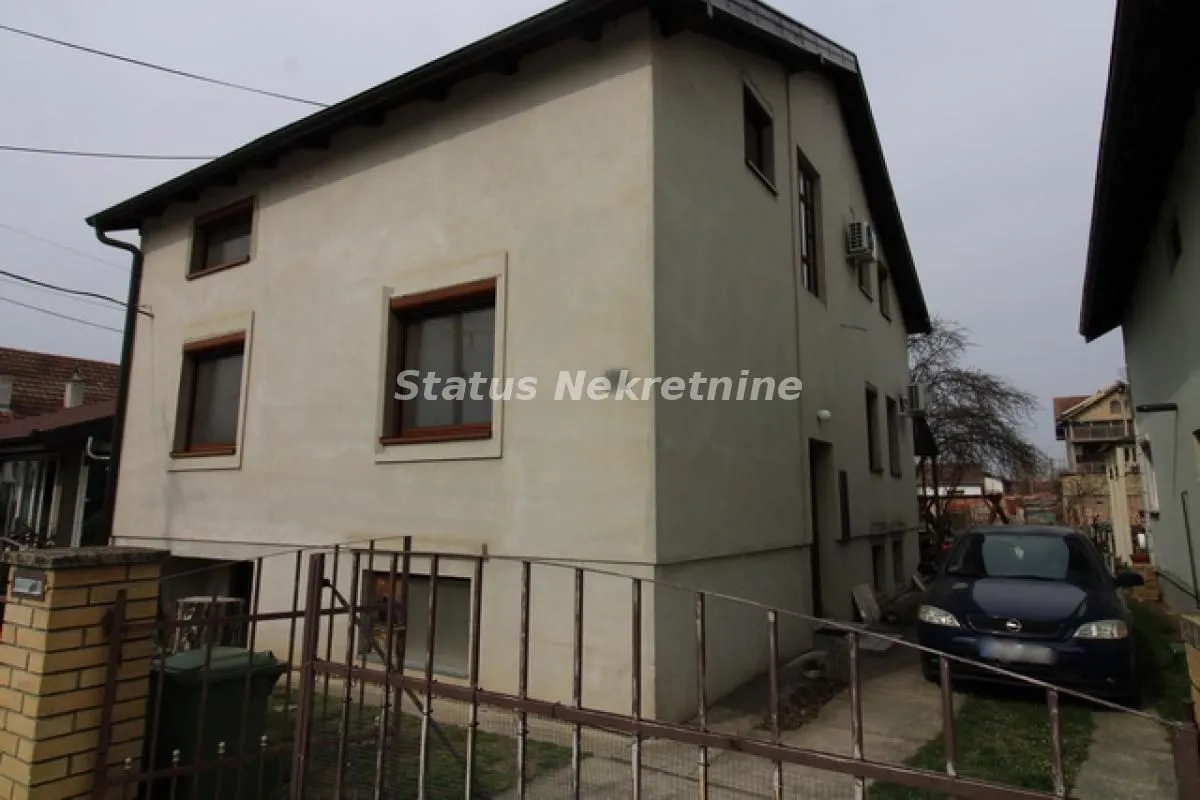 Prodaja, kuća, 230m², Adice, Novi Sad Sve Podlokacije