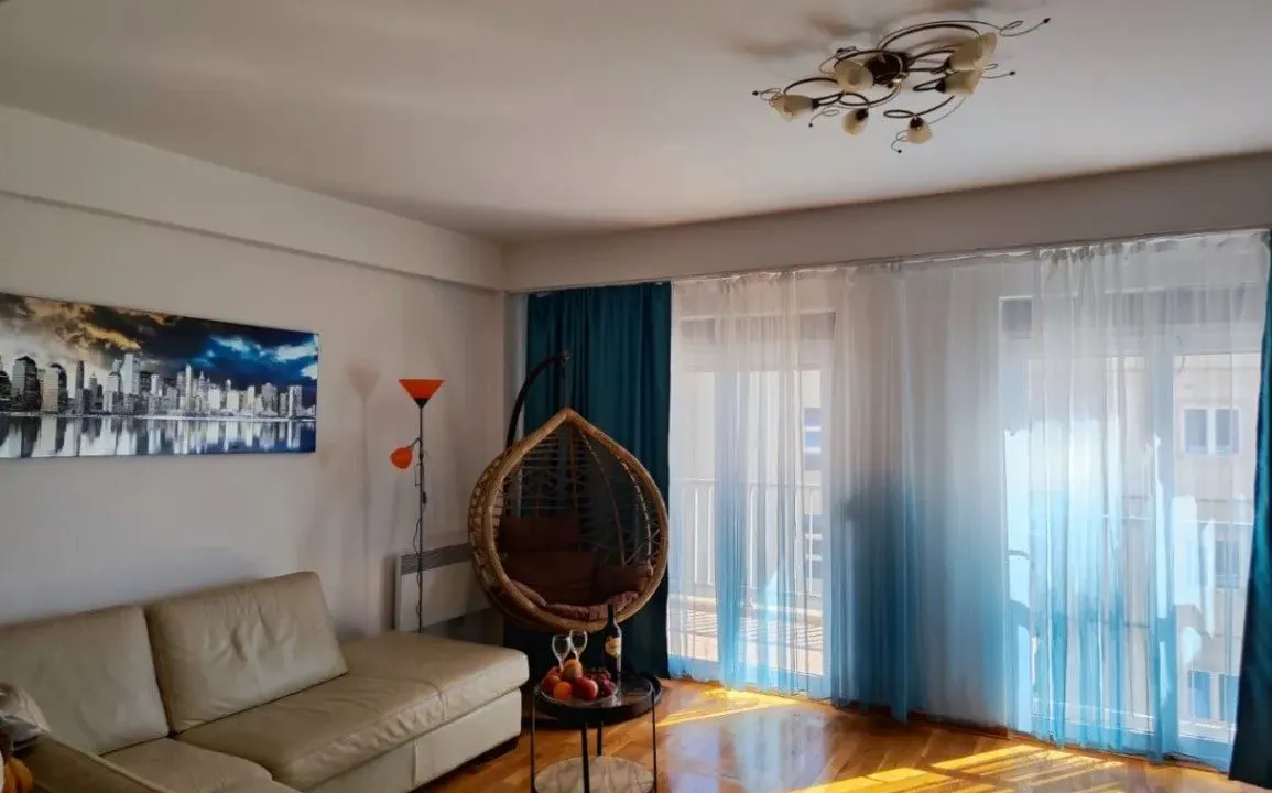 Prodaja, trosoban stan, 84m², Petrovac, Budva