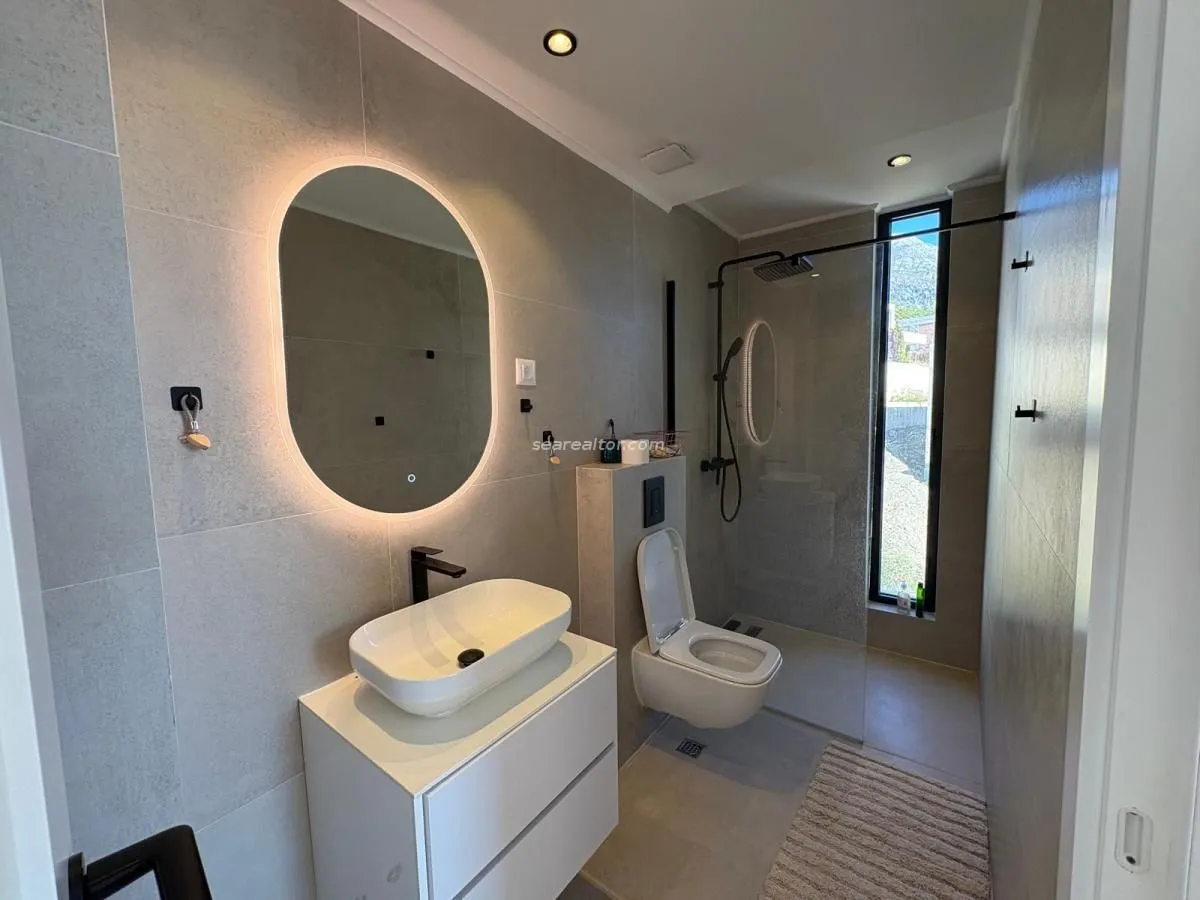 Prodaja, kuća, 165m², Herceg Novi, Crna Gora