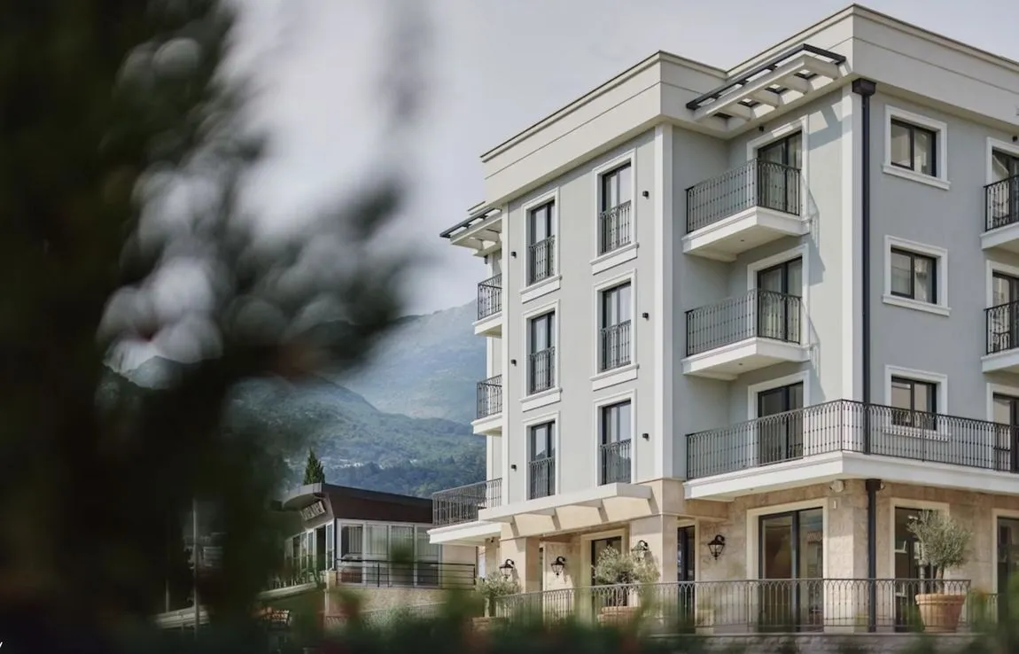 Rent, office space, 85m², Podkošljun, Budva