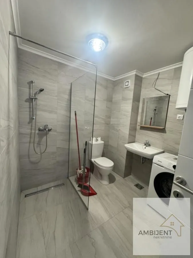 Izdavanje, jednosoban stan, 32m², Novi Banovci, Stara Pazova