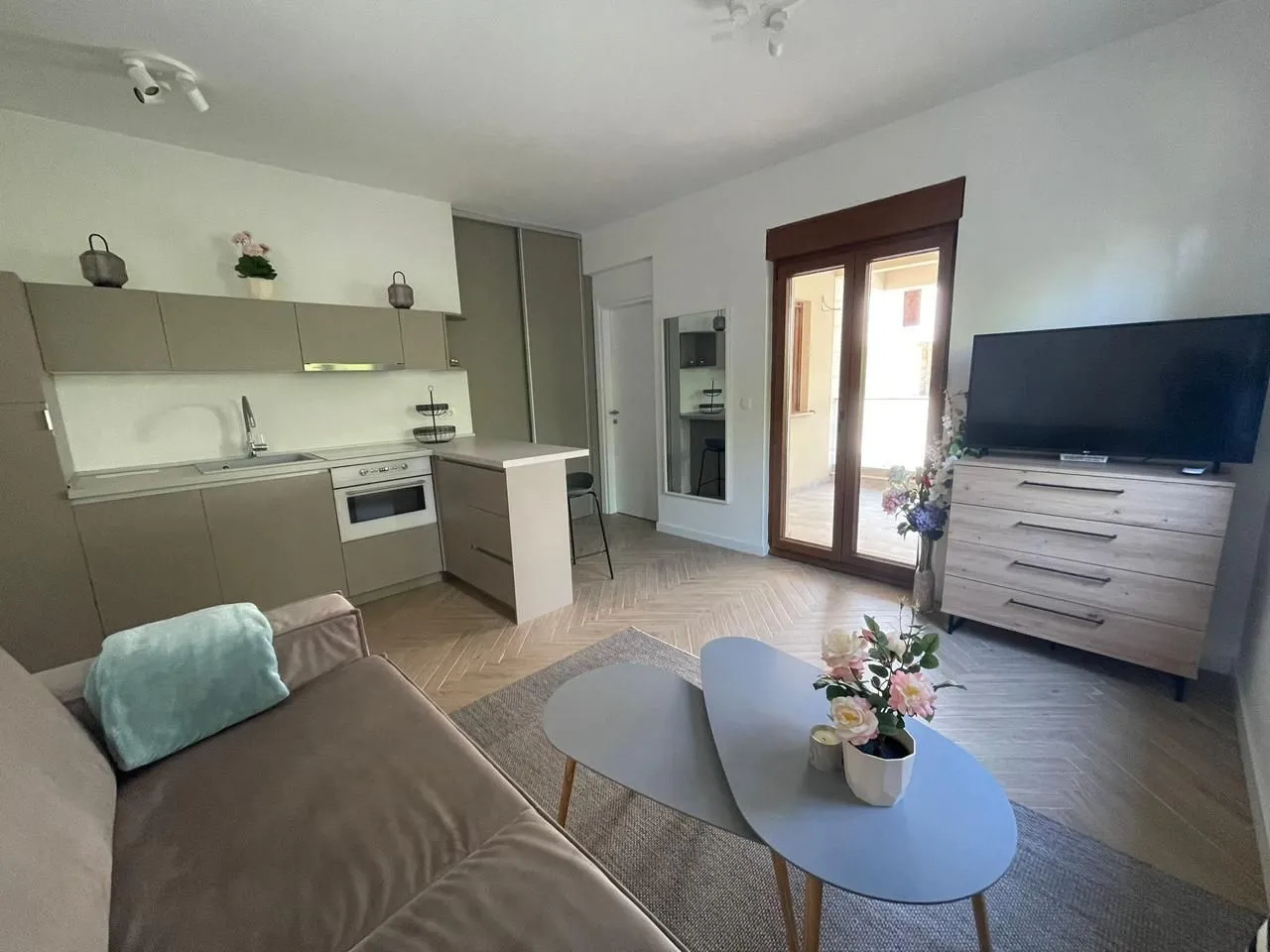 Prodaja, jednosoban stan, 53m², Seljanovo, Tivat