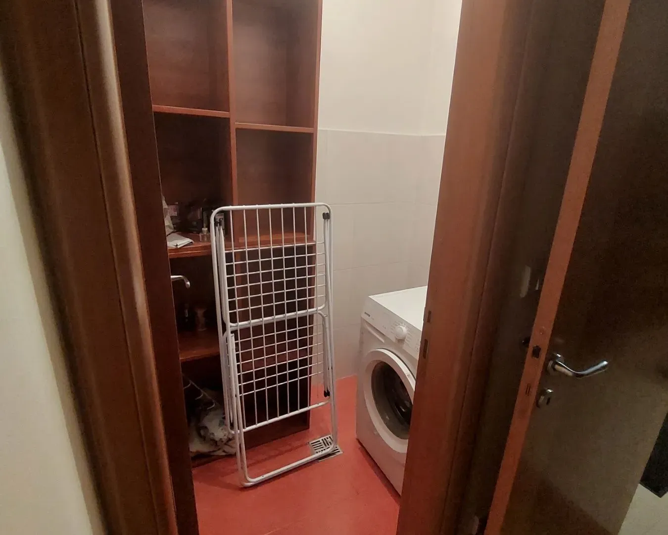 Izdavanje, trosoban stan, 105m², Preko Morače, Podgorica